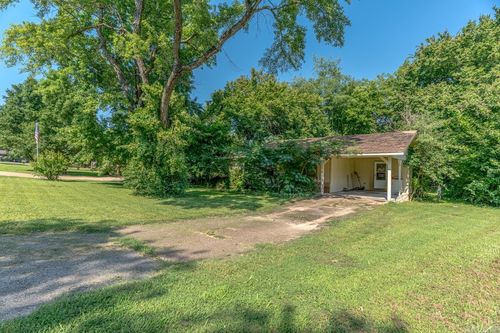 1135 Meadowcrest Drive, Mountain Home, AR, 72653 | Card Image