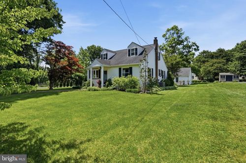 1006 Hill Ave, LANGHORNE, PA, 19047-3959 | Card Image