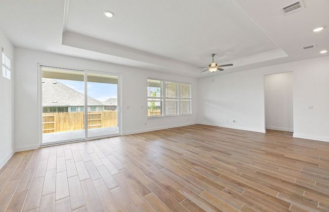 291 Muddy Creek Way, House other with 3 bedrooms, 2 bathrooms and 2 parking in Kyle TX | Image 13