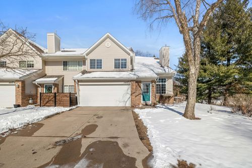 1-1055 68th St, West Des Moines, IA, 50266-5712 | Card Image