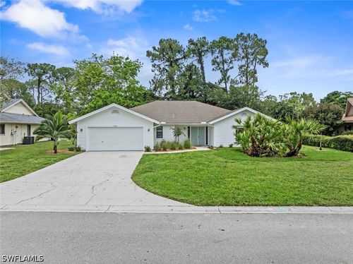 2251 Queens Way, NAPLES, FL, 34112-5425 | Card Image