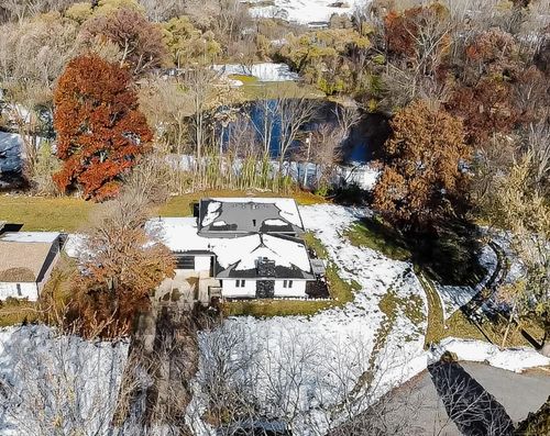 3950 E 34th Ct, Hobart, IN, 46342-1401 | Card Image