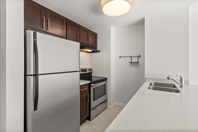 605 - 1333 Hornby St, Condo with 1 bedrooms, 1 bathrooms and null parking in Vancouver BC | Image 9