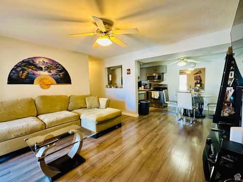apt-20-4110 S Oak Meadows Dr, Taylorsville, UT, 84123-4132 | Card Image