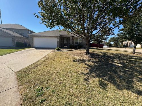 9205 Lenox Dr, Mckinney, TX, 75071-6077 | Card Image