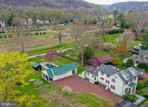 52 River Rd, PIPERSVILLE, PA, 18947-1618 | Card Image