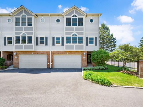 771 W Kristen Ct, Palatine, IL, 60067-5907 | Card Image