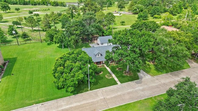 Bird's-eye perspective showcasing the home's spacious lot including the lot next to it. | Image 26