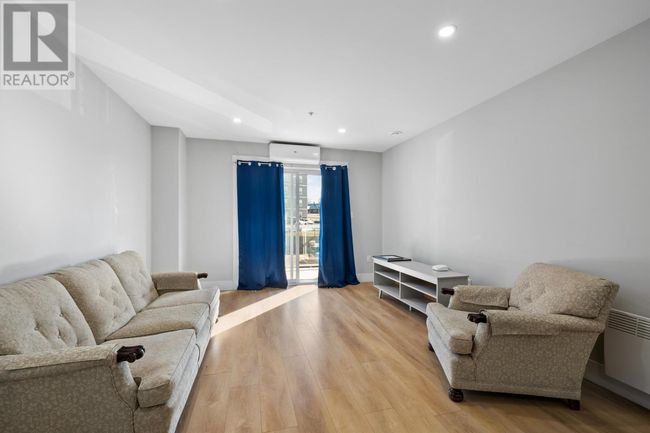 201 - 18 Gilbert Dr, Condo with 1 bedrooms, 1 bathrooms and null parking in East Royalty PE | Image 17