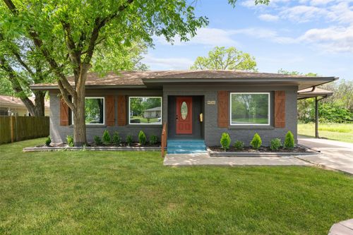 2405 Monroe St, Commerce, TX, 75428-3450 | Card Image