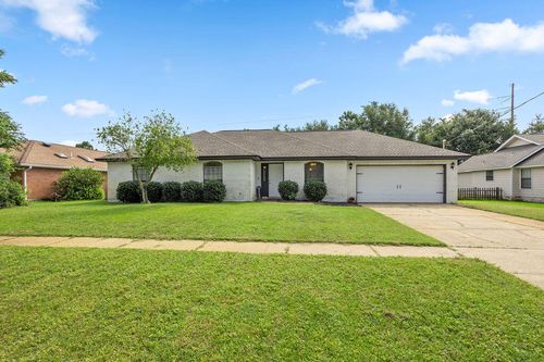 2240 Prytania Cir, Navarre, FL, 32566-2842 | Card Image