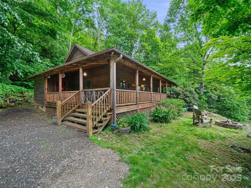 198 Bear Ridge Rd, Bakersville, NC, 28705-0517 | Card Image
