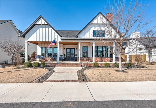 408 Sw E St, Bentonville, AR, 72712-5721 | Card Image