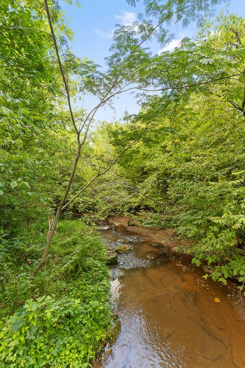 1216 Shoal Creek Rd, Tellico Plains, TN, 37385-5386 | Card Image