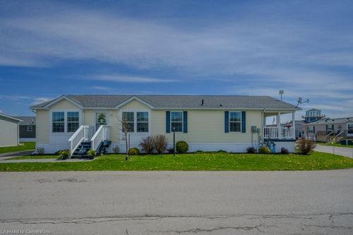 4 Cricklewood Cres, Nanticoke, ON, N0A1L0 | Card Image