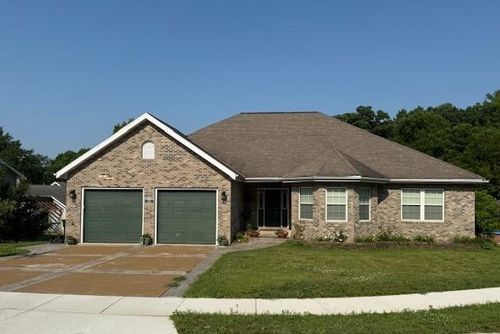609 Cloute St, Fort Atkinson, WI, 53538-1313 | Card Image