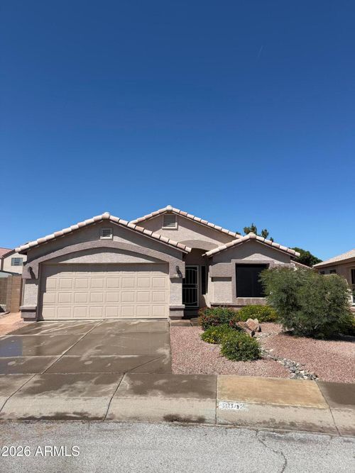 3842 W Chama Dr, Glendale, AZ, 85310-3372 | Card Image