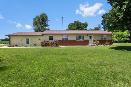1610 State Hwy W, Oran, MO, 63771-8185 | Card Image