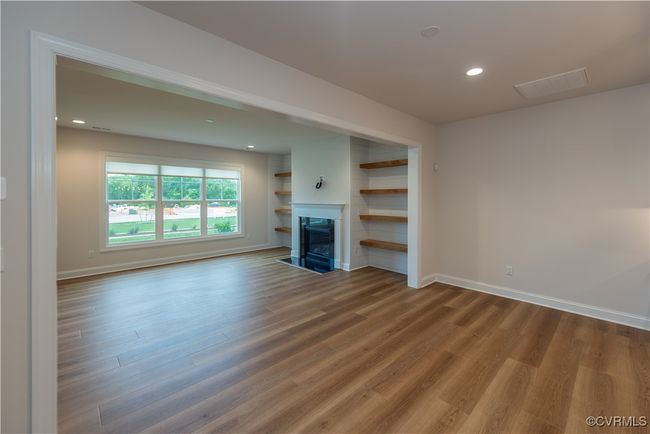 Photo of Manchester spec home. Optional features and finishes may be demonstrated. | Image 6