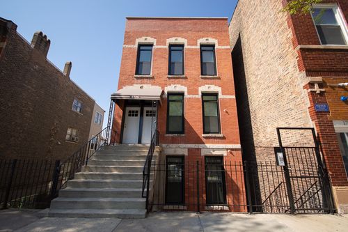 gr-1726 W 21st St, Chicago, IL, 60608-2224 | Card Image