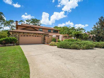 2101 Country Club Court, House other with 5 bedrooms, 4 bathrooms and null parking in Plant City FL | Image 2