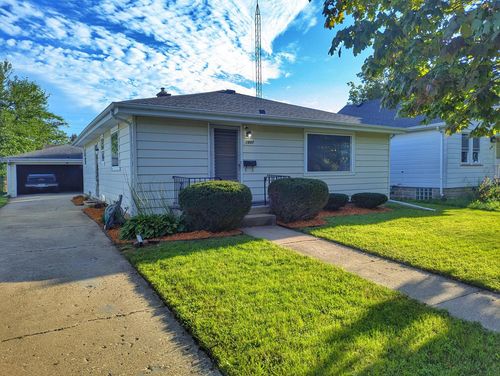 1807 28th St, Kenosha, WI, 53140-5015 | Card Image
