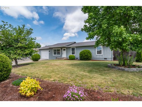 113 Shaffer Ct, Roseburg, OR, 97471-8101 | Card Image