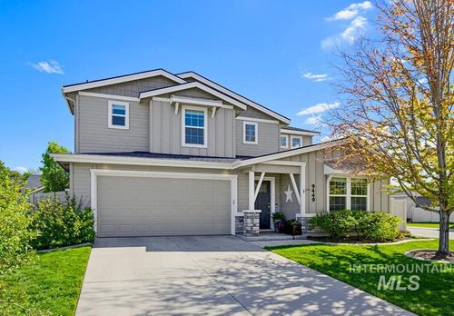 9449 W Silverspring St, Boise, ID, 83709-6233 | Card Image