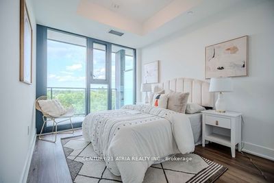 803 - 250 Lawrence Ave W, Condo with 3 bedrooms, 4 bathrooms and 1 parking in Toronto ON | Image 2