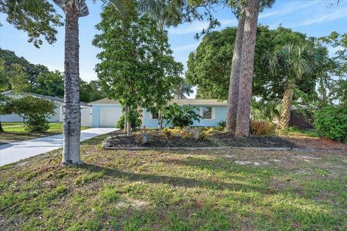 6329 Alaska Ave, New Port Richey, FL, 34653-4301 | Card Image