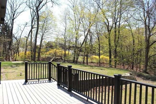 6 Lovis Ave, House other with 4 bedrooms, 3 bathrooms and 6 parking in Wakefield MA | Image 38