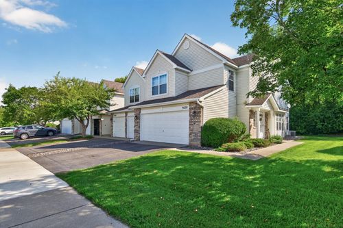 9236 Merrimac Ln N, Maple Grove, MN, 55311-4426 | Card Image