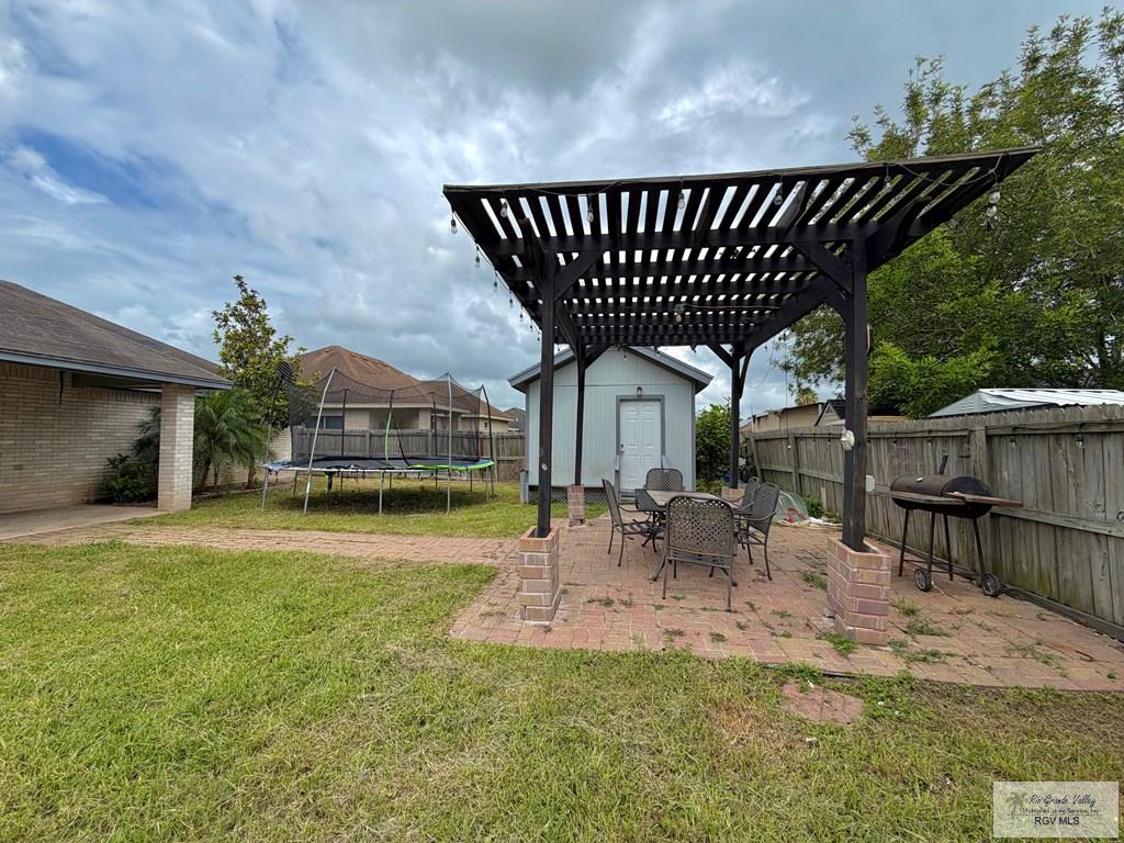 Residential in Los Fresnos