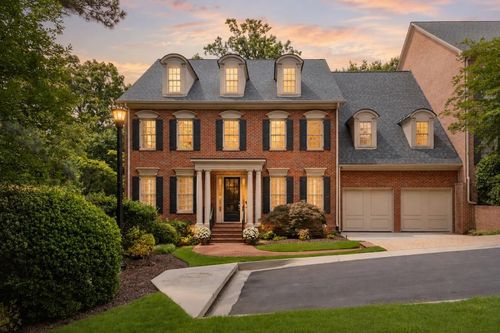 250 Enclave, Atlanta, GA, 30342 | Card Image