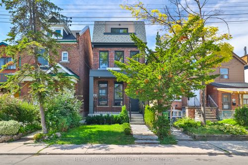444 Roxton Rd, Toronto, ON, M6G3R4 | Card Image