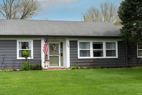 19675 Rolling Acres Drive, South Bend, IN, 46614-5746 | Card Image