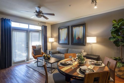 apt-401-8877 Lakes At 610 Dr, Houston, TX, 77054-2584 | Card Image