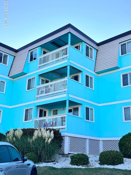 310-301 Commerce Way, Atlantic Beach, NC, 28512-0120 | Card Image