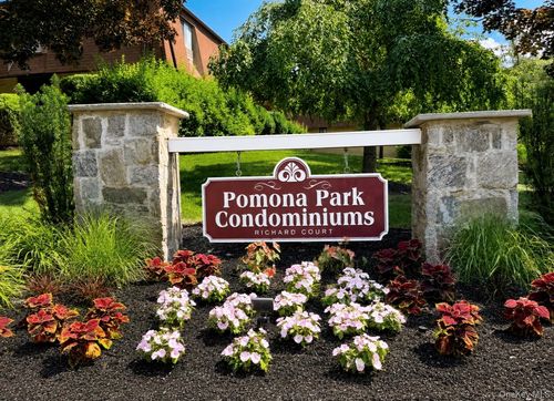 376 Richard Ct, Pomona, NY, 10970-2310 | Card Image