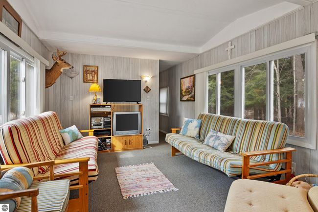 4283 S 7 Rd, House other with 2 bedrooms, 1 bathrooms and null parking in Harrietta MI | Image 13