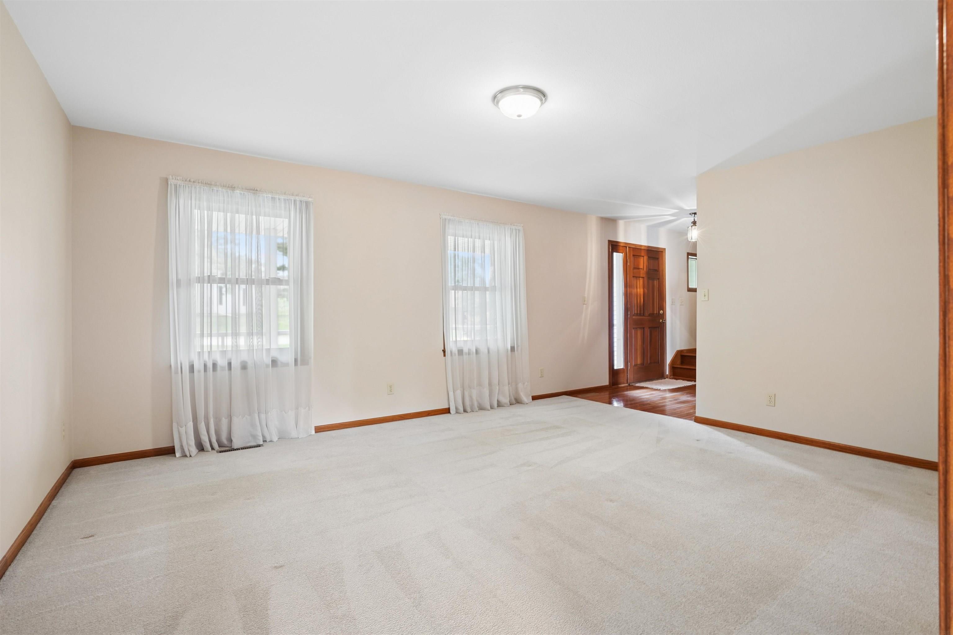 Residential in Waverly 4