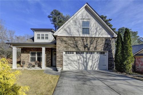 4001 Sovereign Dr, Buford, GA, 30519-8453 | Card Image