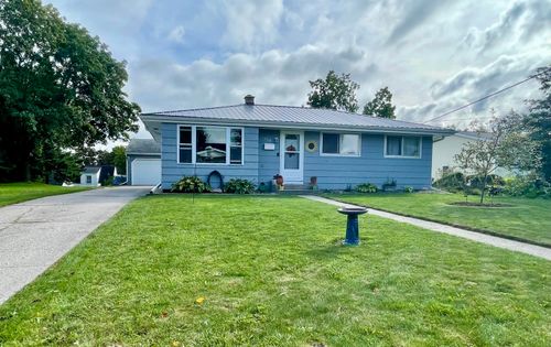 339 Spring St, Sheboygan Falls, WI, 53085-1131 | Card Image