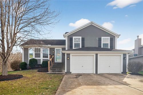 8411 Ne 115th St, Kansas City, MO, 64157-7777 | Card Image