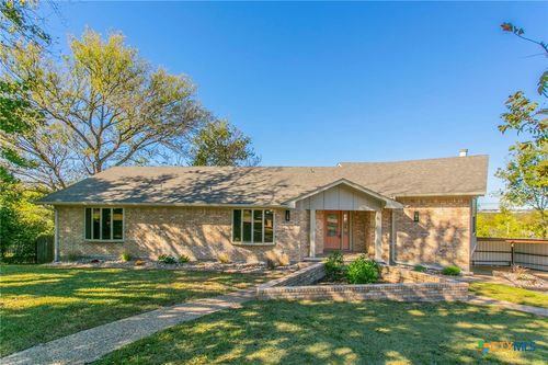 608 Ridgecrest Dr, Salado, TX, 76571-5422 | Card Image