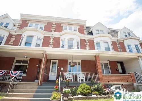 924 N 4th St, Allentown, PA, 18102-1806 | Card Image