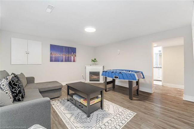 512 Pinetree Cres, House other with 3 bedrooms, 3 bathrooms and 4 parking in Cambridge ON | Image 41