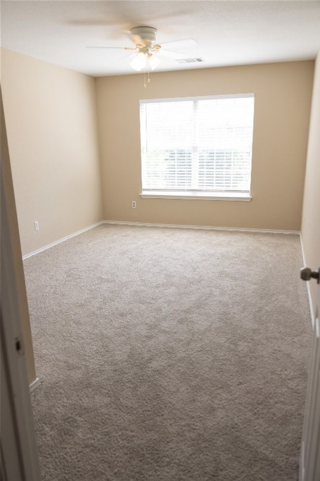 Bedroom2 with plenty of natural light, ceiling fan, and baseboards | Image 17