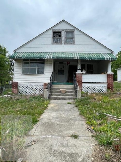 1018 Henry St., Princeton, WV, 24740 | Card Image