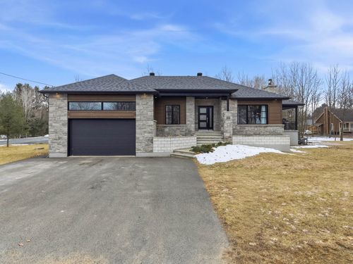 8351 Boul. Allard, Drummondville, QC, J2A2S9 | Card Image